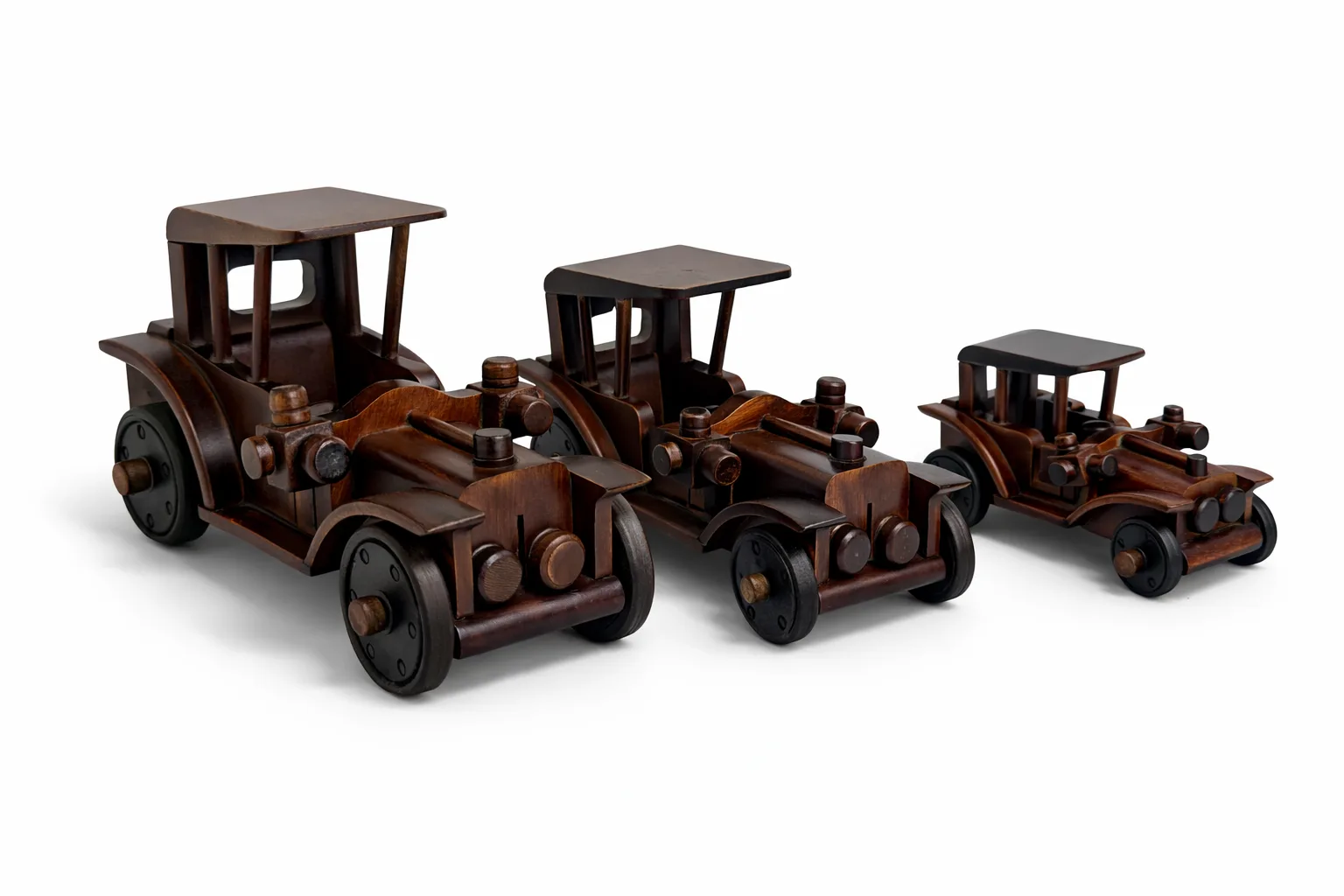 El Yapımı Ahşap Nostaljik Araba Dekoratif Model – 3 Farklı Boy Seçeneği