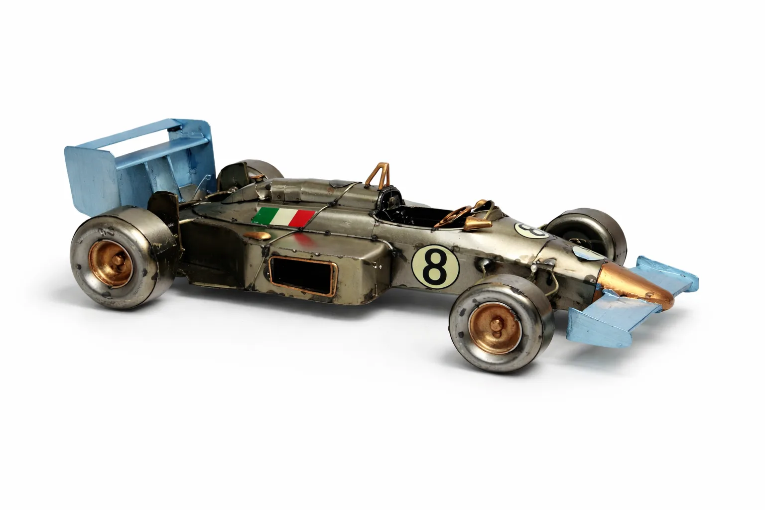 Dekoratif Metal Yarış Arabası – Retro Tasarım Masa Üstü Biblo